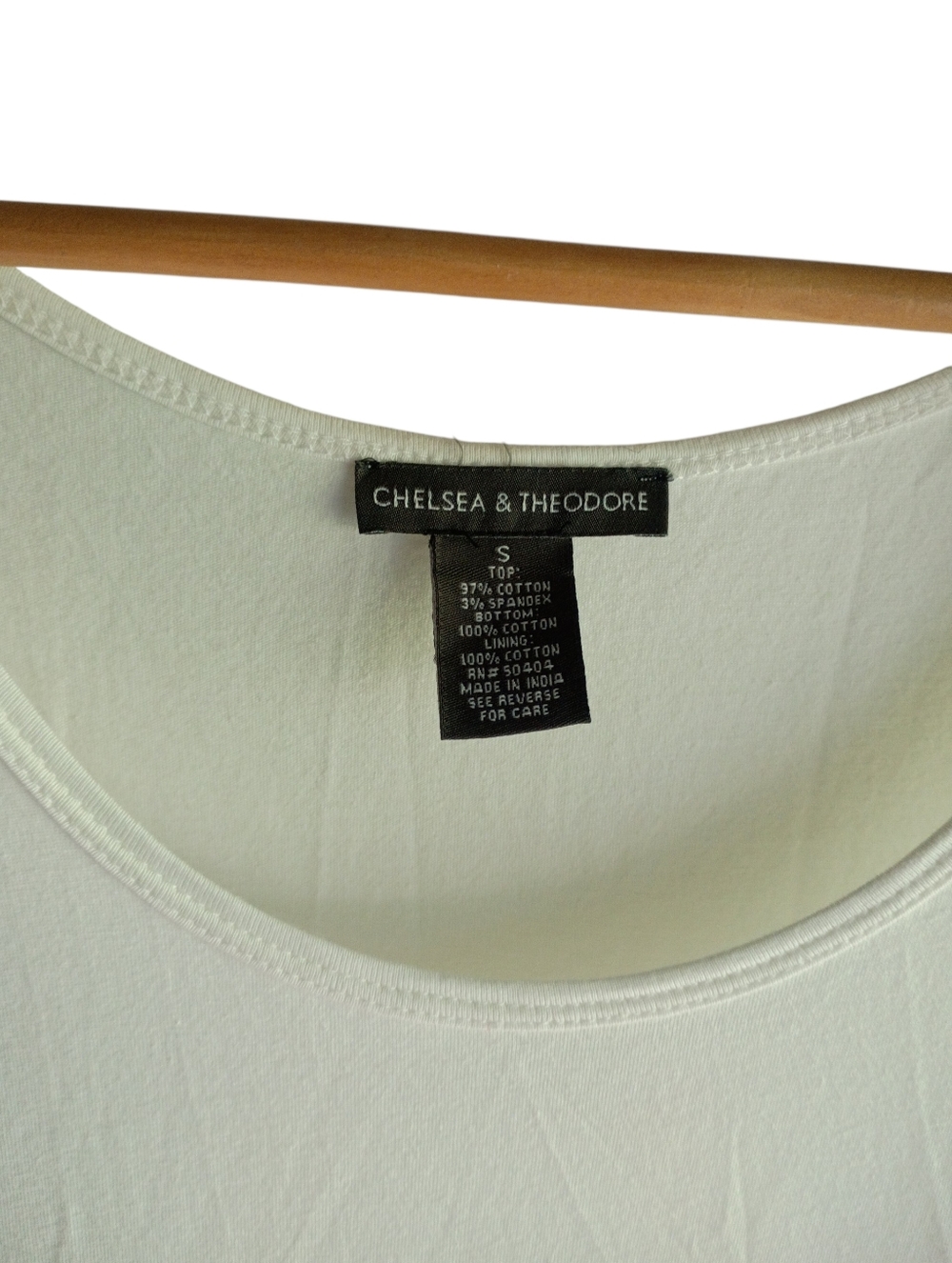 EUC Chelsea And Theodore White Maxi Dress Size Small - Picture 3 of 5